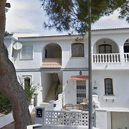 Orihuela Costa 2-Bedroom 1-Bath Renovated Vacation Rental On La Zenia Beach Exterior photo